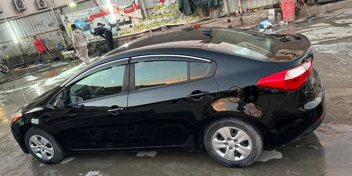 فورتي 2016 اسود
بدون نقص 
ماشيه 137 ميل حادثها نص البنيد والجاملغ جهه السكن محرك 1800 دوش المرغوب
كير AT 
 كير محرك مكفول 
تبريد جديد ثلج 
رقمها ديالى مشروع وطني بأسمي  سنويتها ل 28 
هزة جديدة 
مواصفات الفورتي الاعتيادية معروفة 
تحكمات وشاشة 
السعر 97  
السيارة بالواقع احلى 
بانزين ودهن وتوكل 
*********** 
العنوان بغداد حي الجهاد
