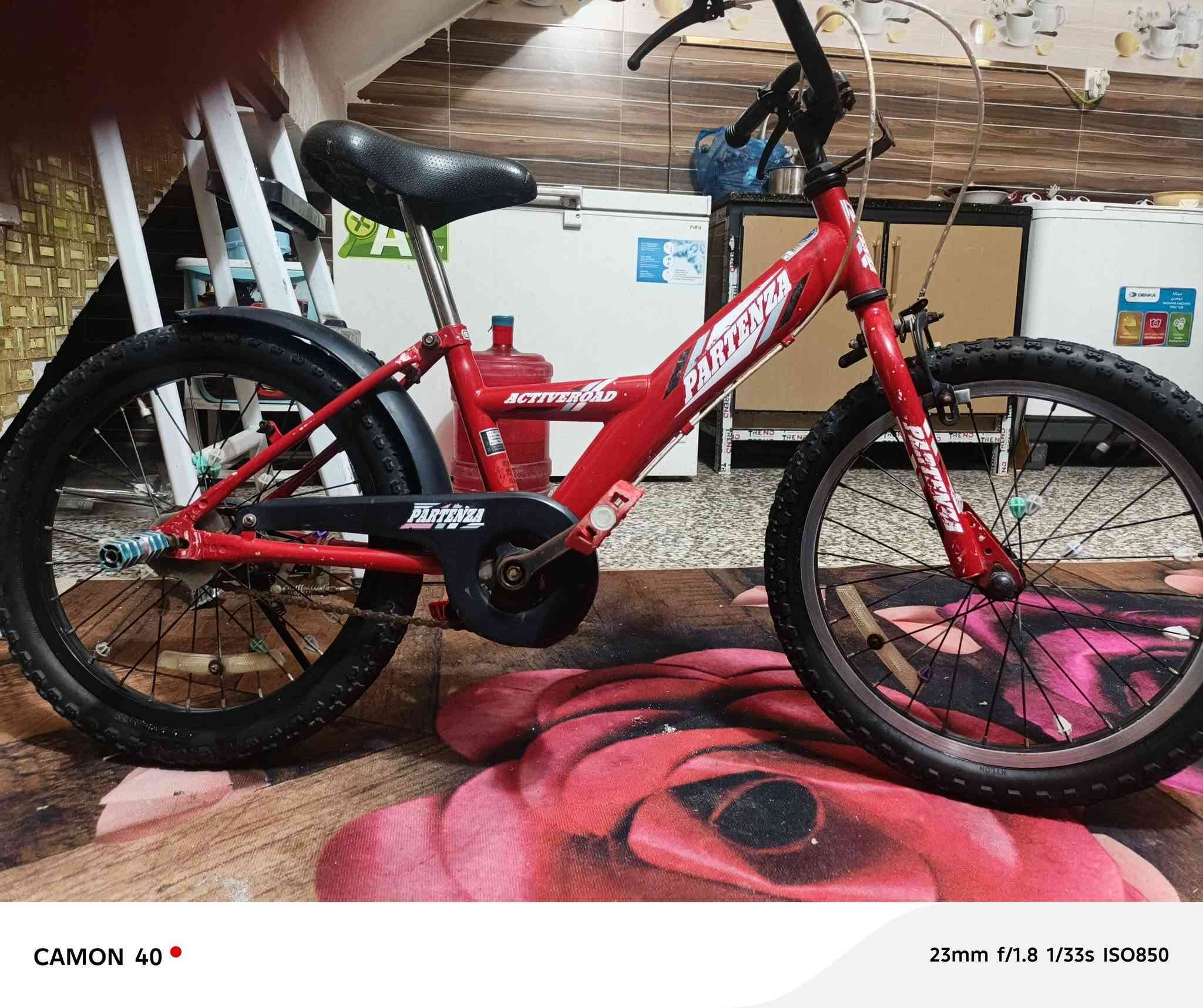 اسلام عليكم بيسكل ياباني أخو الجديد سعرة ٥٠الف مكانة بغداد مدينة ***********
