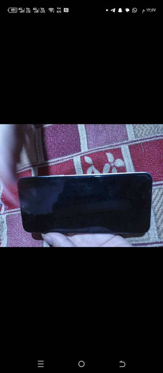 سلام عليكم شباب جهاز هونر ذاكرته 256 سعر ١٣٠ وبي مجال مكاني بصره زبير وهاذه رقمي ***********
