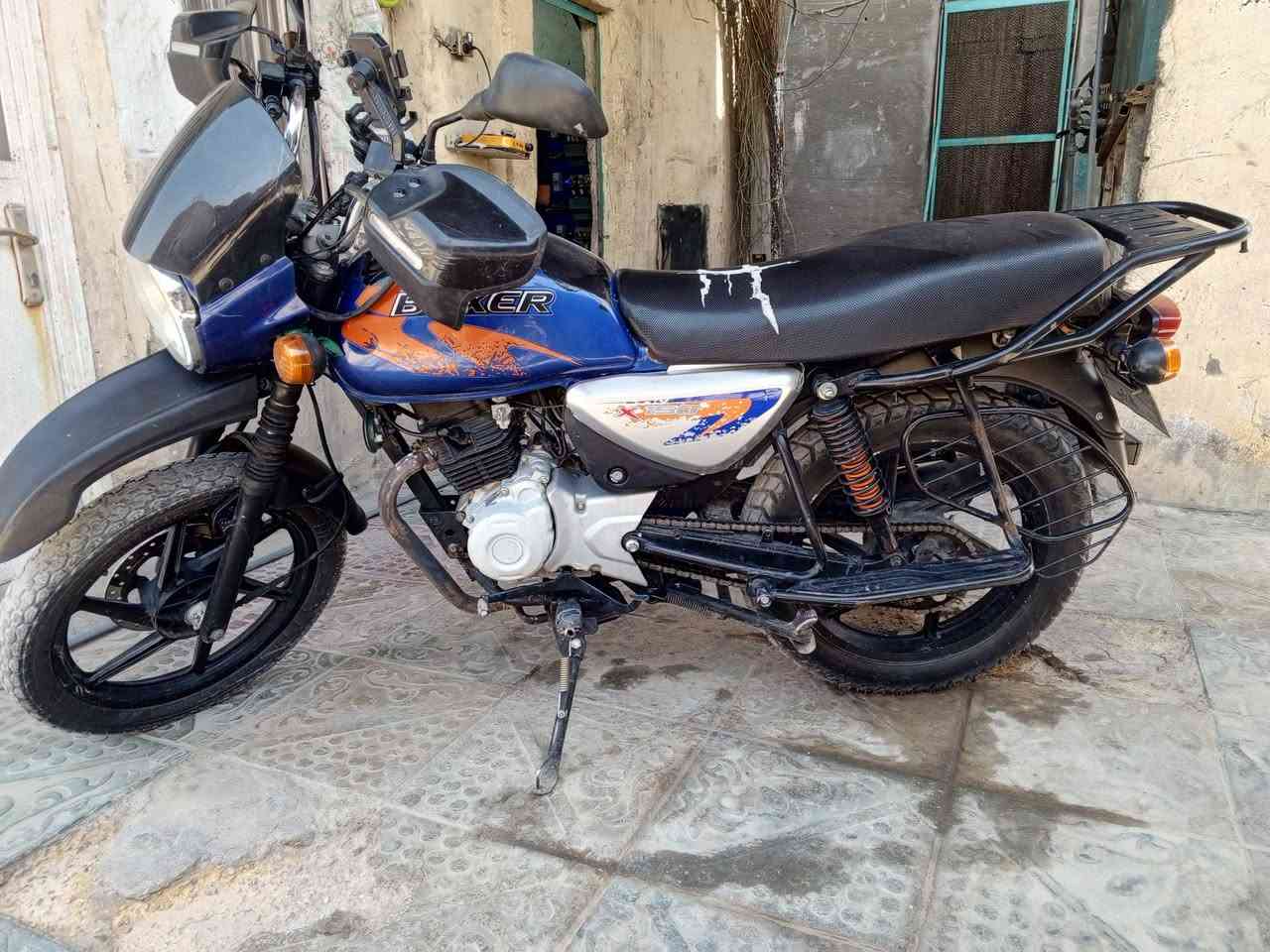 تعزيه سلام عليكم دراجه بوكسر للبيع رقم بغداد  تحويل ثاني يوم موديل 2020 دراجه نضيفه بمعنه الكلمه الدراجه مامتعوبه خير من الله سعر 1650  وبيه مجال حك الجيه وهاذه رقمي *********** ومجود فيس وتساب
