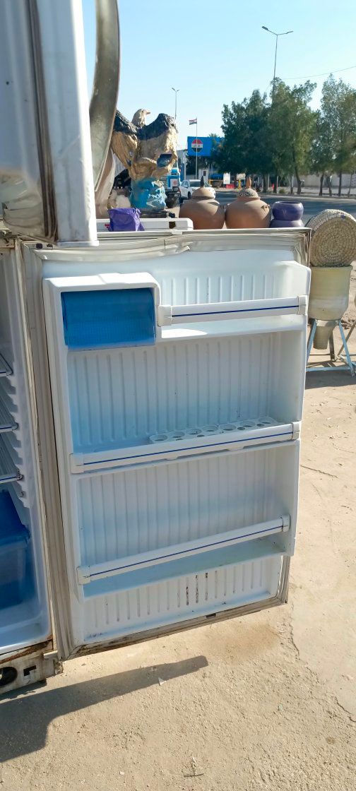 اللهم صل على محمد وال محمد 
ثلاجه كبيره كونكورد 24 فول تجميد ماطور وغاز الشركه 125 ومظمونه 
حله قرب سيطرة الاثار *********** الشراي يتصل  لا يعلق
