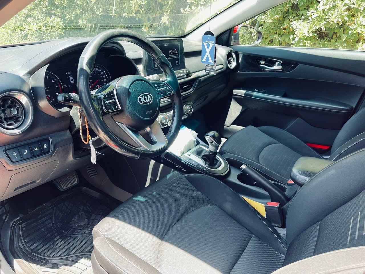 #السلام_عليكم
#للبيع 🚘

- كيا فورتي EX  2021 ( kia forte )
- موديل 2021
- رقم بغداد  
- مكينه  2000 DOSH
- ماشيه ٥٣ الف كيلو حقيقي
- السعر 123
- اللون ماروني
المواصفات :-  

* فتحة سلايد 
* شاشه  حجم الكبير + كامرة 
* كشنات تدفئة
* تبريد قطعتين
* حساس امامي خلفي
* تحديد مسار + قياده ذاتيه
* لد امامي خلفي
* تدفئة بالمقود
* انارة داخلية ليزرية 
* رادار امامي + خلفي + جانبي 
* اشاره بالمري 
* 3 وضعيات قياده 
* تحكم  ستيرن 
- حادث السياره بنيد وجاملغ       
- مكان السياره بغداد   
- للاستفسار 
- ***********
