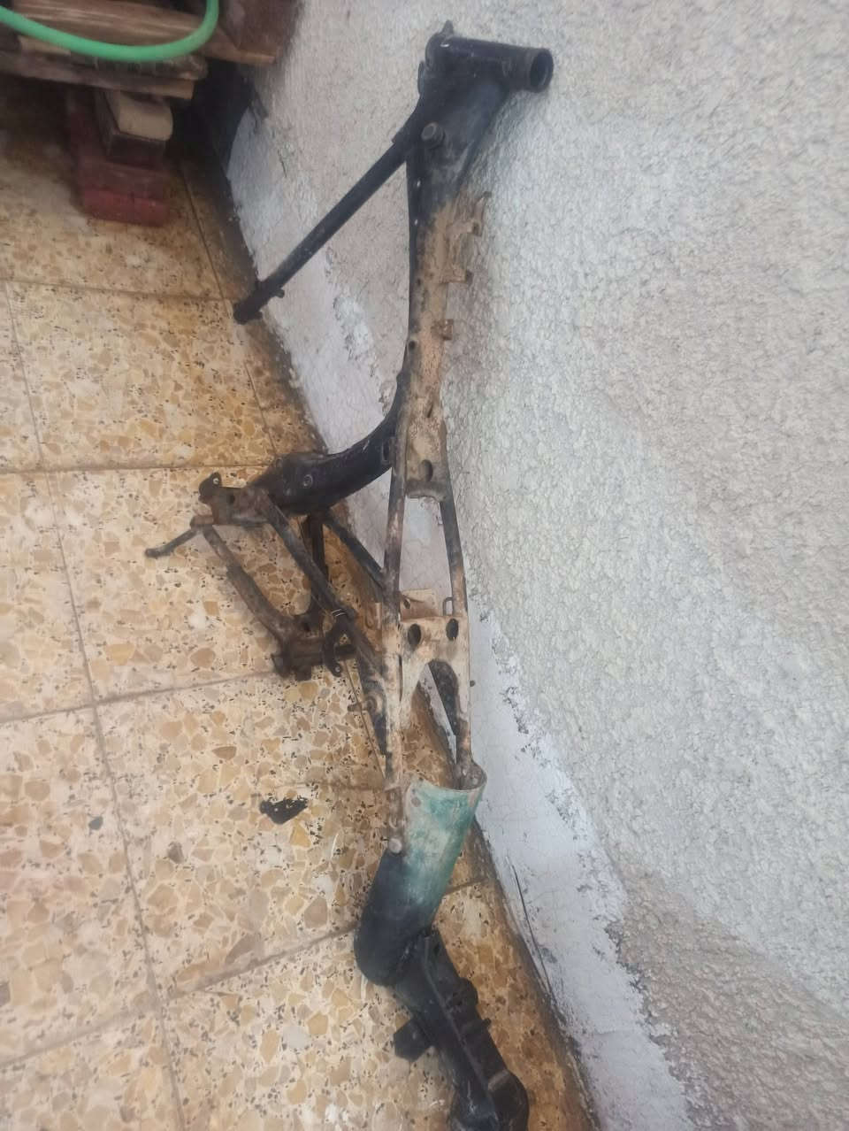 شاصي نامه شلامجه بيه عوزه صبغ وتنضيف ستان وياه وسيايه سعر75 بيه مجال مكان زبير ***********
