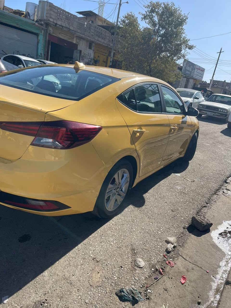 السلام عليكم
الانترا 2020رقم  بغداد بأسمي

هيئة صفر غرامات صفر

سيارة جديدة وحلوة وكاعدة 

مايعوزها مصرف كبل للشارع

صور الحادث موجودة مع الصور

اكو فيديو توضيح كامل عن السيارة هم داخل الصور

السيارة مواصفاتها معروفة ميحتاج اذكرها 

مكان السيارة اصلاح الزراعي

السعر 132

***********
