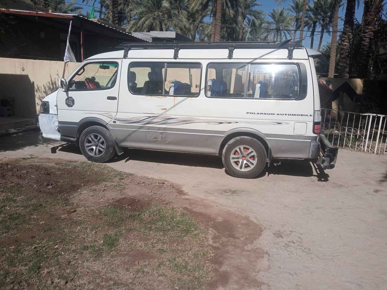 السلام عليكم فاتون بولارسن 2008سياره بلاديه بيه طخه بل بجم وبل صفحه الطويله تخم  تاير حداديه مكينه كير اكسل بيه ونه خفيفه بسمي مصفره من كلشي تحويل ثاني يوم سعره 50بيه مجال قليل مكانه كربلاء ***********
