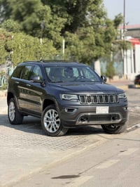 #السلام_عليكم #_للبيع_فقط👇🚘   _________________________  -جيب لاريدو ل...