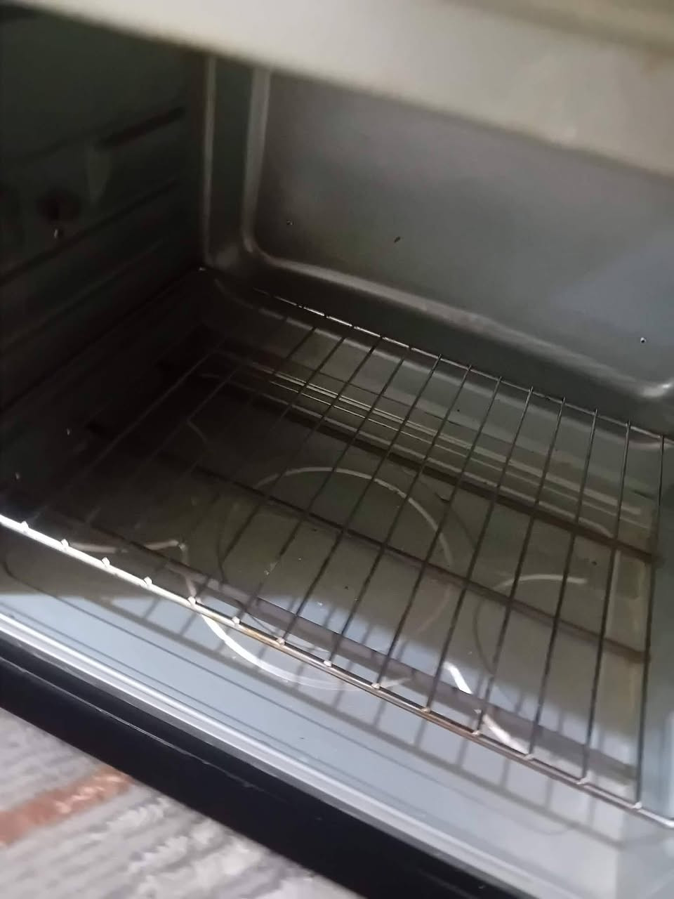 فرن كهربائي للبيع ستعمال قليل نوعيته مضبوطه معجنات لحوم كلشي يشوي. ٦ شموع ٣ فوك ٣ جوا .
سعر ٧٥ الف 
*********** كربلاء
