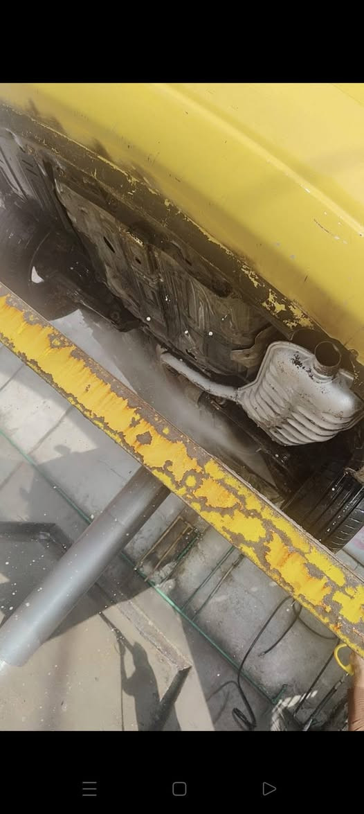 اسلام عليكم من رخصت مدير الكروب هونداي سوناتا مقدس موديل 2010 اصل السياره فول مواصفات واحد على واحد جاهزه من كلشي محرك 2000 محرك وكير قبل 3اشهر من شادهن مال حاويه تخم تاير باتري حداديه كهربائيات تتفه تبريد كله جديد وكله شغال سياره جاهزه ماعده حداديته الوره نص ونص والسياره يرادله صبغ رقمه احمر صدامي راعيه متوفي عندي مستمسكات ومستمسكات عائلته والقسام الشرعي وجهاله كلهم اكبار مابيه قاصرين ويسون وكاله انطيك المستمسكات العندي ورقمهم وعنوانهم ومنك الهم انه ابيعك هل موجود عنوان السياره كربلاء المقدسه قرب مدينة الزائرين السعر 58 وبيه مجال بصيط رقم الموبايل *********** متواجد اتصال واتساب رجان اقره المنشور قبل ماتتصل وانه خادمك
