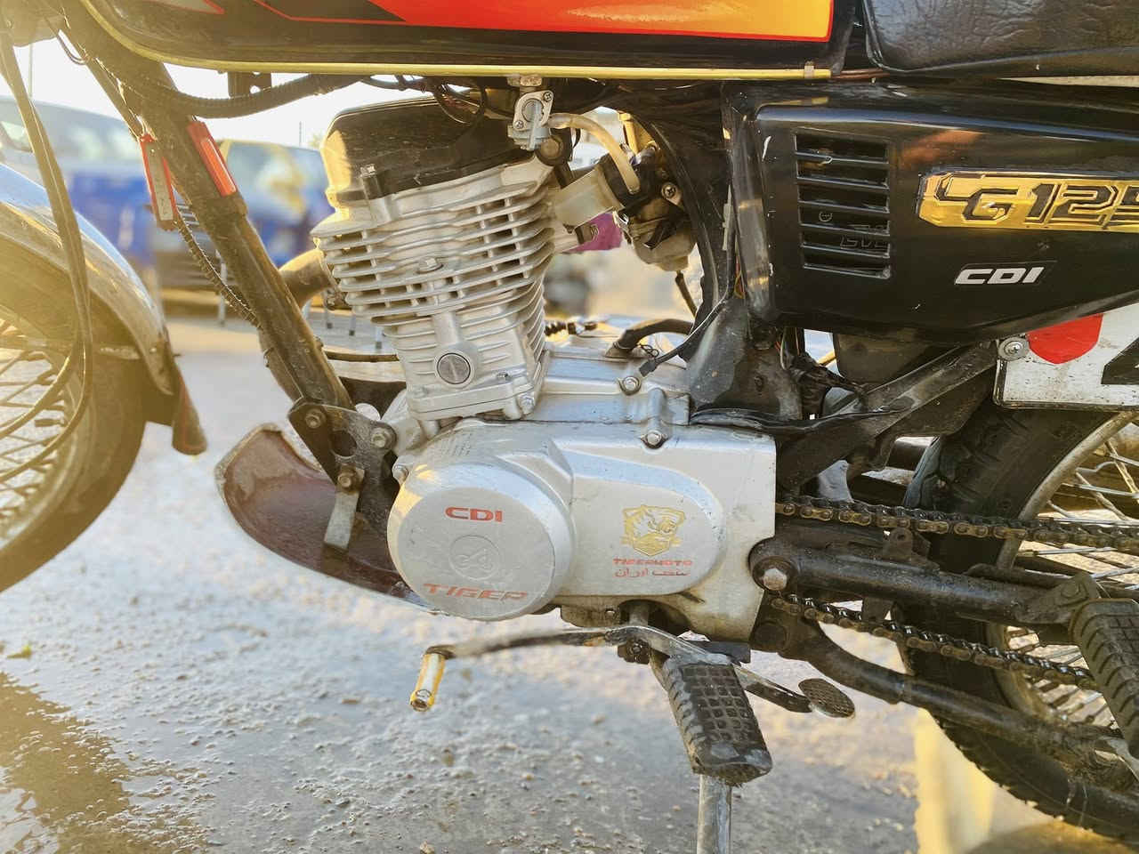 سلام عليكم البيع تايكر 2019
سعر 400 بيع مجال قليل 
مكاني ايسر ***********
