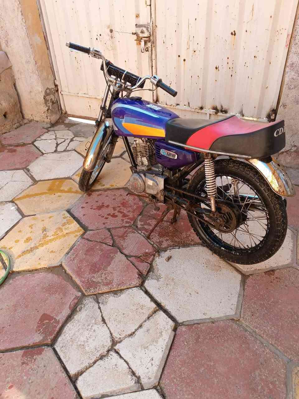 السلام عليكم
دراجه ارشه للبيع كلك دراجه بيه نواقص السعر 150وبيه مجال المكان بالقاسم رقم ***********
