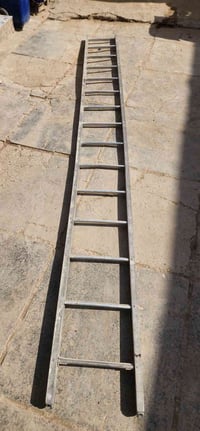 درج لبيع الطول 5متر  البيات 15بايه ارقم 07859174865