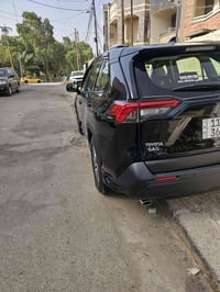 راف فور • ٢٠٢٣ • ماشيه ٤٠ الف