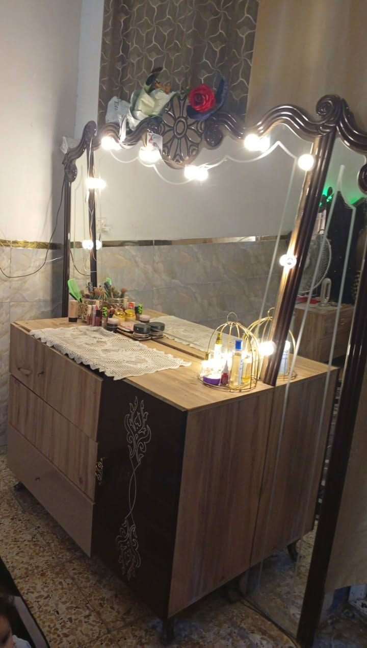 غرفه تركيه9قطع نضافه90٪سعرها800وبيها مجال


**إذا كنت صاحب هذا الإعلان وتريد حذفه لأي سبب، رجاءا أرسل رسالة إلى الدعم الفني**