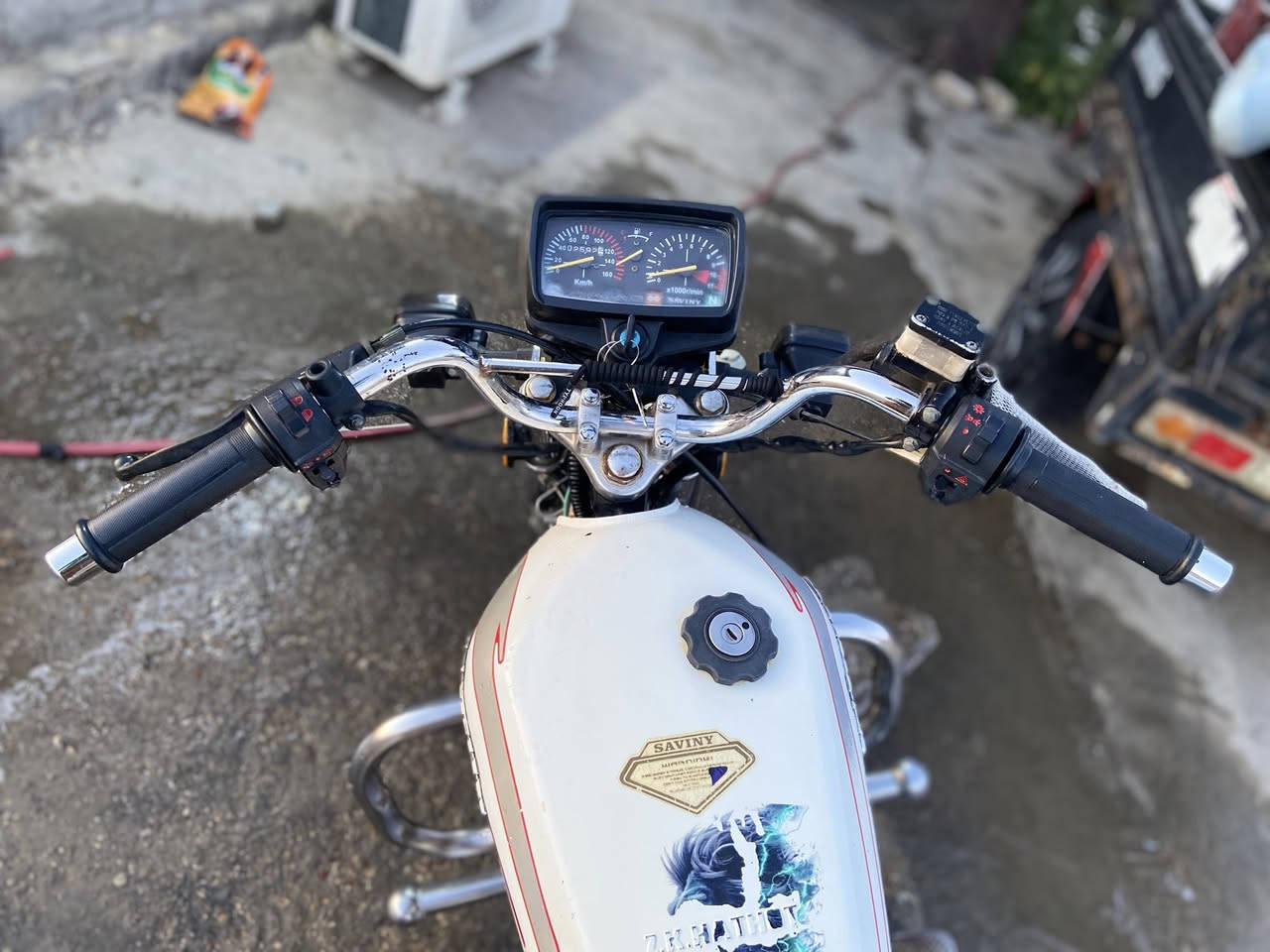 دراجه سيفان للبيع فقط موديل 21 محرك ابلادي ممفتوح شلعه ومعدل خير من الله اوراق كامله واصوليه وكمرك شراي اتصل او راسلني خاص مو شراي اعبر منشور ***********
