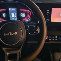 مساء الخير  كيا سبورتاج للبيع  السيارة اللون النطفي أو فيلي الظاهر بال...