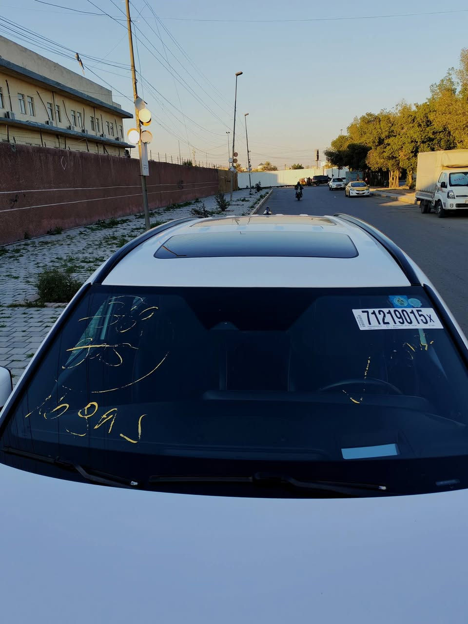 بلسايد گلگرافي 2024 فول اعلى مواصفات وارد امريكي قبل 10 ايام وصلت مرقم بغداد كامل ع وضع امريكا
ضربتها دعامية خلفية ومثل مموضح ب صوره
 لا تبديل ولا صبغ ولا بارد مملعوب بيها
السيارة جديدة بكل معنى الكلمة مكان السيارة بغداد
هاتف : *********** 

 ××× مواصفات السيارة  ×××
حجم المحرك : 3800 / 6 سلندر
عدد المقاعد 7 راكب 
فتحة سقف عدد (2) (بانورما)
سقف كنــــتارا
تتقدم وترجع بريمونت
شاشة عرض داتــــاشــــو
كيج الكــــتروني 
انــــارة دشبول وأبواب محيطيه متعددة الألوان 
بصمة ابواب
بصمة تشغيل 
تشغيل عن بعد (𝐑𝐄𝐌𝐎𝐓𝐄 𝐒𝐓𝐀𝐑𝐓)
قيادة ذاتية
شاحن هاتف لاسلكي
شاشة دشبول ديجيتال
سماعات هارمان كاردن عدد 16
عدد كاميرات 5 
كاميرا 360
كاميرا امامي
كاميرا جانبي
كامرة دشبول عند تشغيل الاشارة
كاميرا خلفي
شفتات استيرن
هاند بريك بصمة
اوتو بارك (𝐀𝐔𝐓𝐎 𝐏𝐀𝐑𝐊)
اوتو هولد (𝐀𝐔𝐓𝐎 𝐇𝐎𝐋𝐃)
اوتو ستارت (𝐀𝐔𝐓𝐎 𝐒𝐓𝐀𝐑𝐓)
اوتو ستوب (𝐀𝐔𝐓𝐎 𝐒𝐓𝐎𝐏)
رادار 360
رادار امامي (تحديد مسار)
رادار جانبي  (نقاط عمياء)
رادار خلفي (التحذير من الاصطدام)
حساسات 360
حساسات امامي
حساسات جانبي 
حساسات خلفي
نظام (𝐒𝐌𝐀𝐑𝐓)
نظام (𝐒𝐏𝐎𝐑𝐓)
نظام (𝐂𝐎𝐌𝐅𝐎𝐑)
نطام (𝐄𝐂𝐎)
كشنات (𝐕𝐢𝐩)
كشنات مساج
كشـنات جـلـد 
جميع كشنات كهربائي
كشنات خزن+ميموري 
كشنات تبريد امامي وخلفي
كشنات هيتر  امامي وخلفي
تحكمات استيرن
استيرن هيتر
تبريد لمس
تبريد مركزي 
صندوق شفط كهربائي 
لايتات (𝐋𝐄𝐃) لید عدسة زينون 
بكلايتات (𝐋𝐄𝐃) لید
ويــل كــروم اسود
وبعد بيها هواي مواصفات السياره فول للأخير
