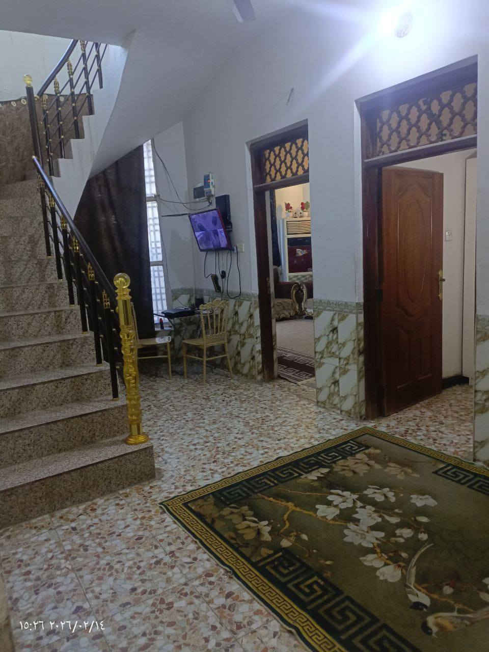 🏡 بيت للبيع – فرصة مميزة
📍 الموقع: الإسكان قرب سيد جعفر
📐 المساحة: 100 متر
🏗 البناء: طابقين كونكريت مسلح
✨ بيت نظيف ومرتب وجاهز للسكن

🔹 تفاصيل الدار:
▪️ الطابق الأرضي: غرفة نوم + صالة + مطبخ + استقبال + صحيات داخلية وخارجية + طارمة خارجية
▪️ الطابق الثاني: غرفتين 
📞 للاستفسار ***********
أ
