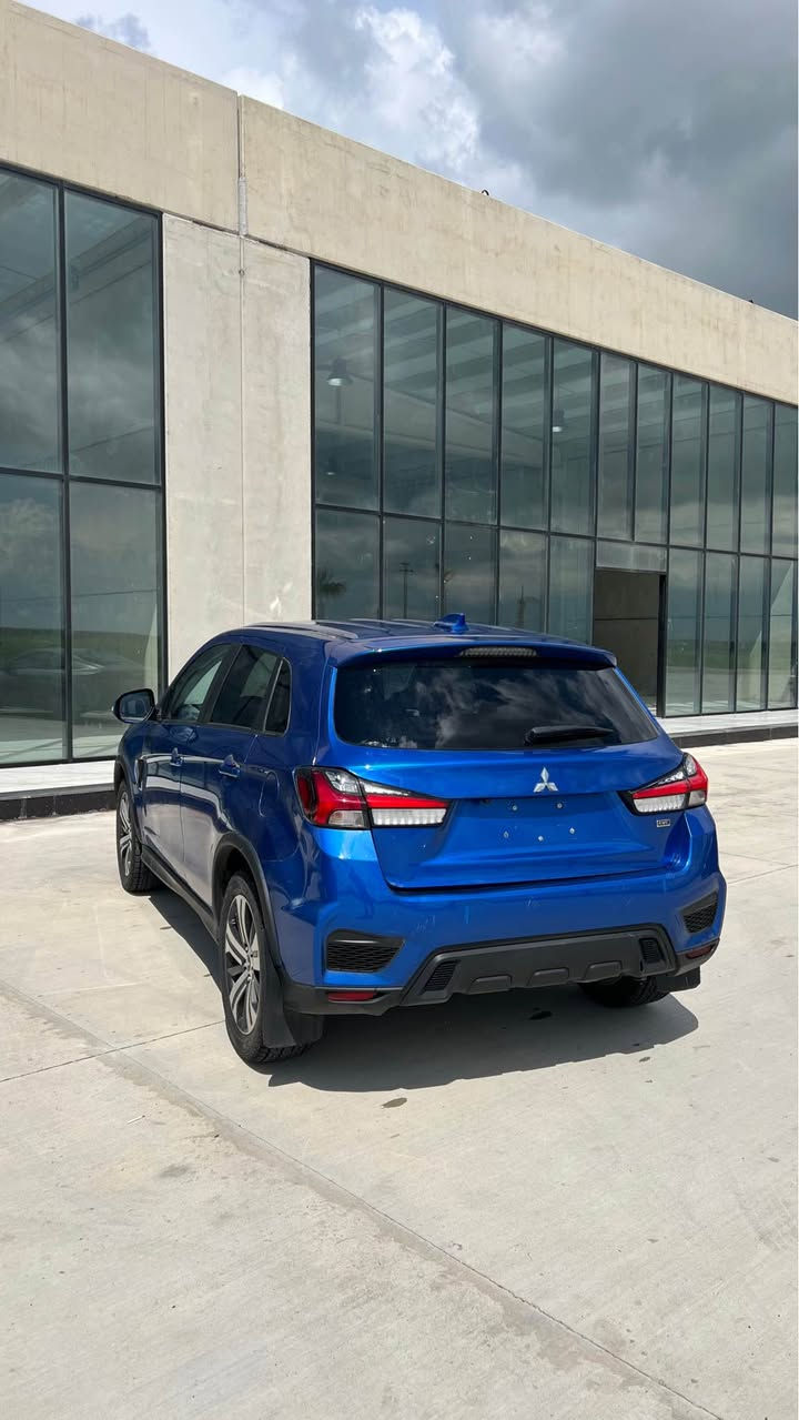 اوتلندر 2024
سعر 108مجال
سبوخ 4بارجه ربع سقف بي داخلي
ايرباك سوكان سيستم
بيش بشت كه بس 
موسفات SE. AWDفول فول 
به رد رادار شريكه 
شوين ئاكري 
***********
