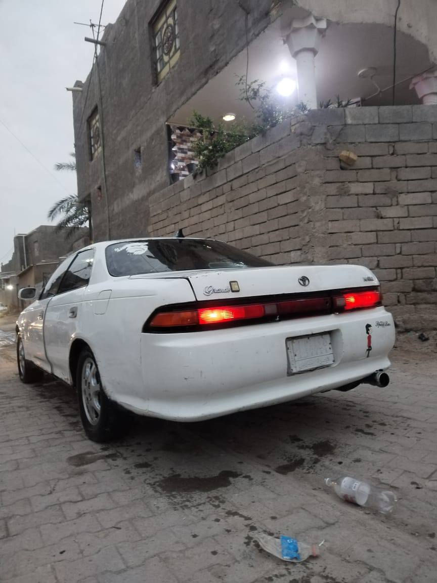 السلام عليكم سياره مارك مكصوصه بجم السعر 30بيع مستعجل دواخل حلوه كير ومكينه ناعمه العنوان البصره الكرنه رقم الهاتف ***********
