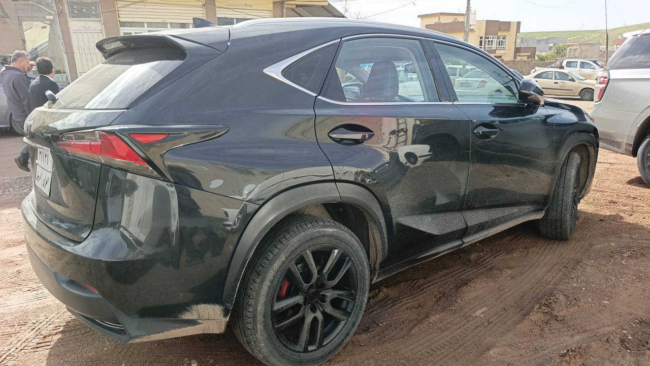 للبيع لكزس موديل 2017
خليجي بدون صبغ شرط
محرك كير شرط 
محرك 4سلندر 
فول مواصفات 
سيارة جديد 
هايبرد بنزين 
السعر 205ورقه مجال 
***********واتساب موجود
للبيع اومرواس حسب القناعه موصل, نينوى
