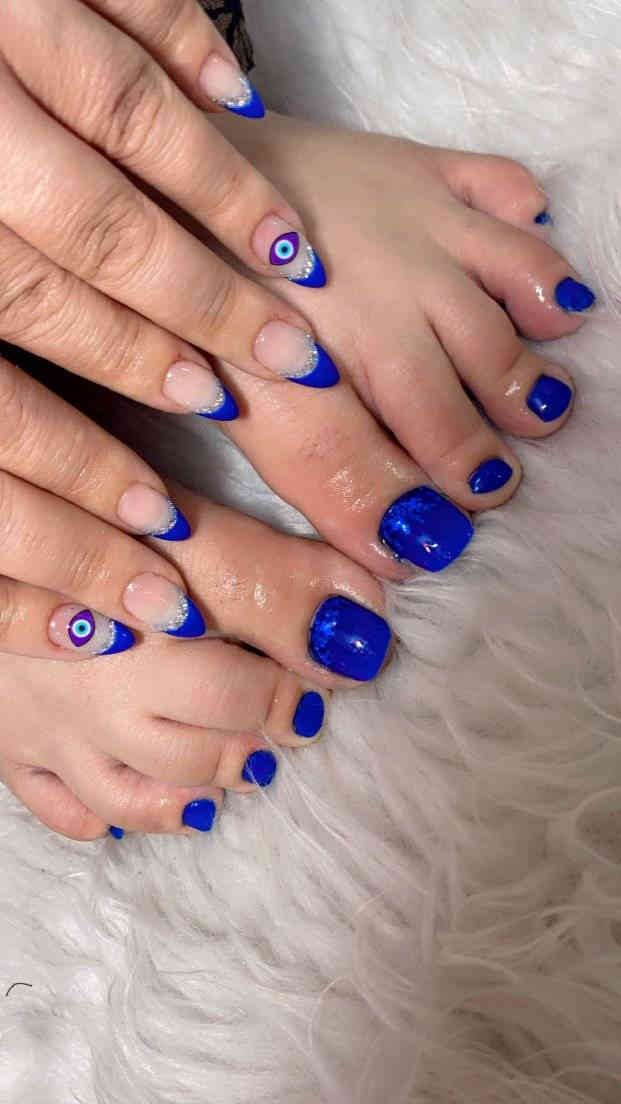 شغلي الجميل🙃❤+عروض
اكريلك  بناء جل اكستشين مع جلش ودزاين 30
تنظيف بشره عميق10+حف وجه
تركيب رموش دائميه كامله20/طرفي10
جلش قدم10
معالج شعر جلسه15
اكريلك قدم25
جلش يد فقط 10مع دزاين
عنوان حله ابو غرق قرب محطة اليسار 
للحجز ***********
