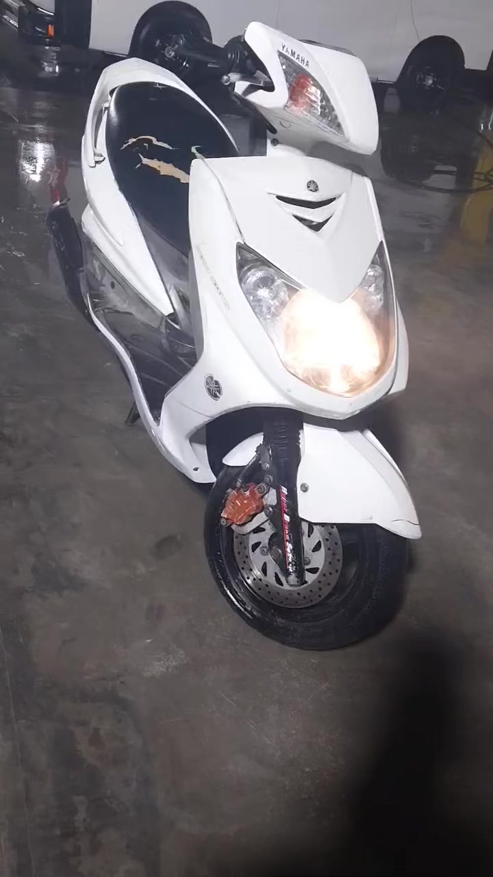 سلام عليكم دراجه سكنس دراجه مكفوله كفاله عامه من تبخير وتنقيص وخير من الله الدراجه شلعه ومعدل تكل الكاع اكل الحلوه كلش دراجه عواني بغداد الزعفرانية/السعر (750) وبيه مجال قليل متواجد خط كثر شي ***********
