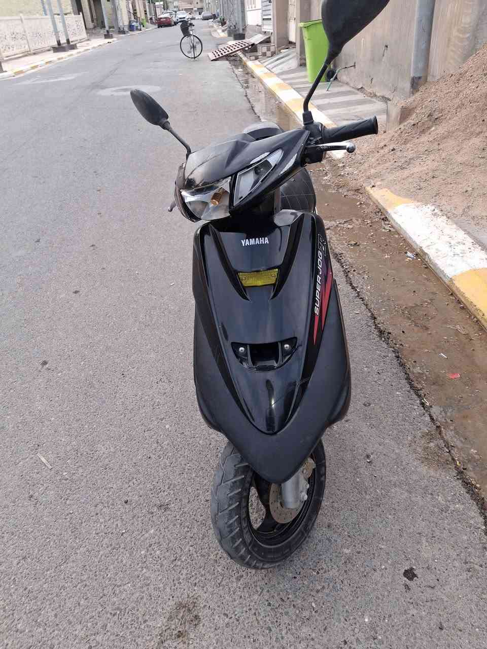 دراجه ياماه ٦٠ نضيفه سعر ٢٥٠ ***********
