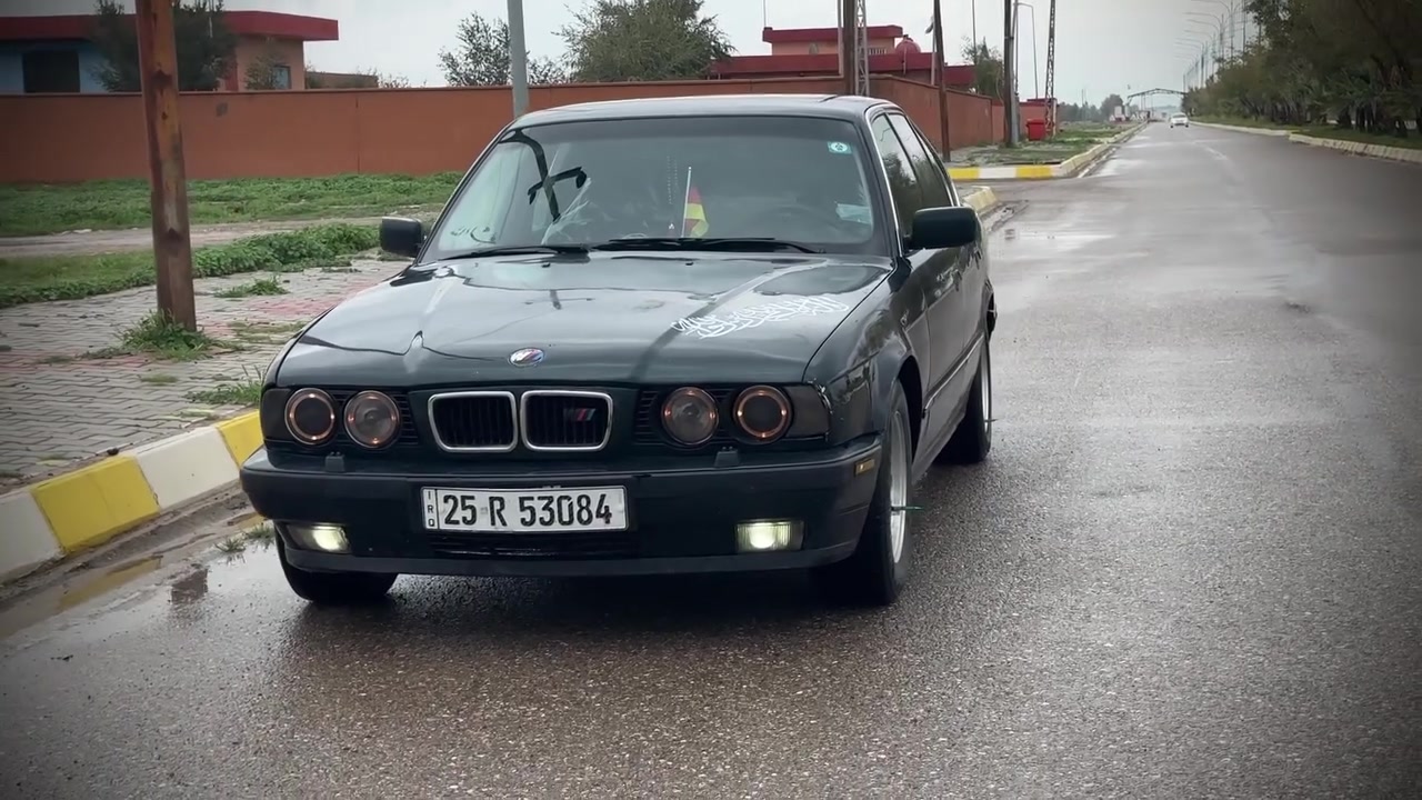 BMW1993
525iA
گير تماتيك
مكينة كپس ديجتال
رقم كركوك بسمي 
سنوية ٢٠٢٧
لون زيتوني
طايرات جديد ويل جديد
تبريد شغال 
٤ جام كهربا
دبل ايرباك
مكاني محافظة ديالئ
سعر سيارة ٦٥ بي مجال

بيع مرواس وي گير عادي


**إذا كنت صاحب هذا الإعلان وتريد حذفه لأي سبب، رجاءا أرسل رسالة إلى الدعم الفني**