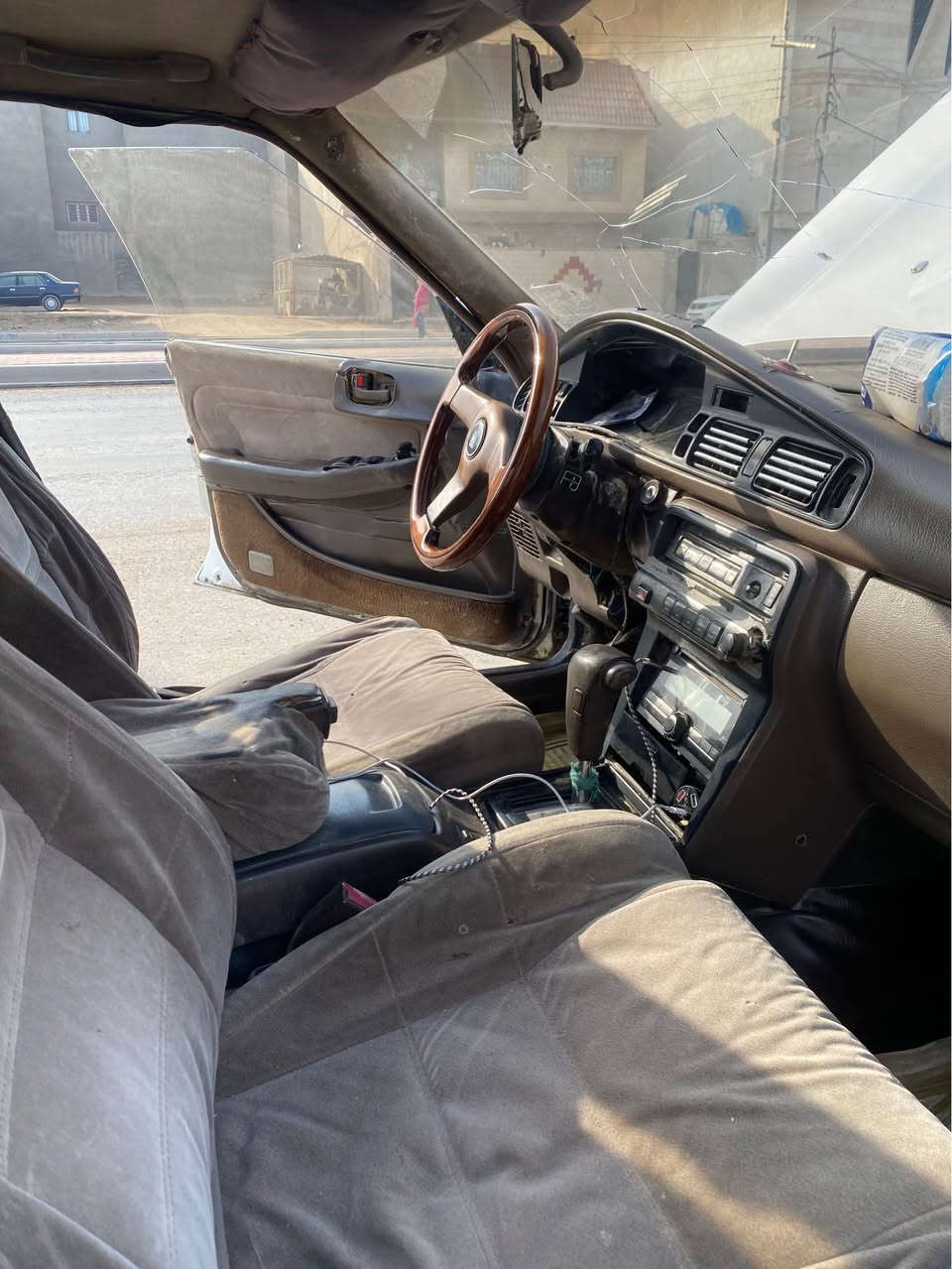 شيزر كصيف رقم بصره (أ) مكفوله من الكص والنقل مكينه وكير ونجي جديده سنويه منتهيه صارله 8اشهر مشط وباور جدد مكينه جديده اصولياته كامله السياره مصبوغه جماليه ما اكفل بدي اكفله فقط من الكصه والنقل راعيهه موجود السياره عوزه كهربائيات فقط مشترياه ضفيره كامله بس مامسويه مافارغ اله لان من احط نمره تطفه شغلته كهربائيات مشتري ضفيره كامله هيه والعقل موجودات اليشتري انطي ضفيره مايتعب نفسه سعره 31 وبيه مجال مستعجل عله بيعته الشراي يتصل مكاني بصره الزبير محله الشمال مامتواجد ع الفيس السراي يتصل هاي تفاصيل السياره كدامك اقره الوصف قبل لاتتصل 

*********** الزبير, البصرة
