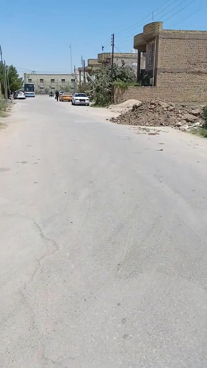 السلام عليكم 

عقار   للبيع _  موقع مميز _ شارع جليل فضيل  

مساحه العقار _350 متر 

الطابق الاول _غرفتين _صاله كبيره _استقبال 12متر _مطبخ 

الطابق الثاني _  4 غرف نوم _مخزن كبير 

للاستفسار الاتصال على الرقم ***********

تابع الصفحة لتصلك جميع العروض

مستعدون لعرض وتسويق عقاراتكم ماعليكم سوئ أرسال التفاصيل علئ الخاص
