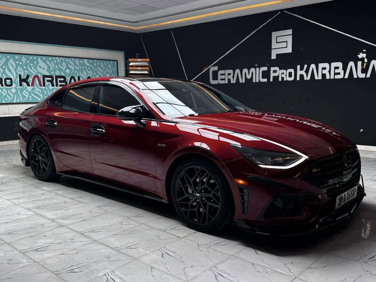 سوناتا ان لاين ماروني مميز 

‏Hyundai Sonata N Line 

موديل 2023 / رقم كربلاء تحويل مباشر

وارد امريكي ضررها  جداً بسيط بدون دواخل

 ضربت خلفيه قبق جنطه 

موضح صور الحادث بالمنشور 

المواصفات فول ان لاين :

- محرك حجم 2500 تيربو 

- فتحة سقف بانوراما 

- كيجات دجتال شاشة

- بصمة تشغيل + ابواب

- تشغيل عن بعد

- غرفة كشنات رياضية N

- شاشة و كاميرا دوارة

- شفتات ستيرن تبترونك

- حساسات جانبيه BlindSpot

- رادار امامي / خلفي / نظام تحديد مسار

- توقف ذاتي AutoHold

- اربع انظمة قيادة 

- ويل حجم 20 N

- هاند بريك بصمة كهربائي

- اضاءة LED داخلية الوان متغيره

- اشارة بالمري + مري قلاب ع بگ

- صندوق ذكي عند الاقتراب

- لد امامي و زينون عالي ناصي كشافات

- ماسحات اوتو + جام اوتو

- كشنات جلد كهرباء / كشنات تدفئه تبريد

- نظام ترحيب عند الاقتراب

- دوسات سبورت

- سستم صوت 8 سماعات BOSE

السعر  210 مع مجال بسيط

جاهزة كلش ترايها زيرو

محرك و كير مكفول و تخم تاير جديد

مكان السيارة : كربلاء 

السياره عليه نانو سيراميك وتفليف bbf

في اجزاء السياره مقدمت الدعاميه والبنيد 

تغليف مانع الصوت والحراره  داخل السياره

تغليف الزجاج عازل حراري وأضافة أناره داخليه

وأضافه فتحات صالنصه رياضي من مركز شنايدر سعر ١٥٠ دولار

***********للاستفسار اتصال فقط
