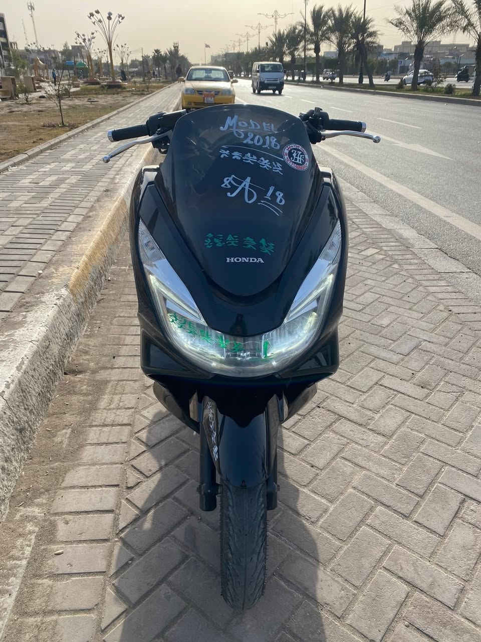 السلام عليكم
Pcx الجيل الثاني مكينة 150  دراجة كلش حلوة ما بيهة نقص 
السعر ١٧٠٠ وبيهة مجال 
بغداد العبيدي 
***********
