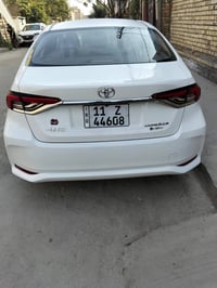 كورلا هايبرد موديل2025 شكل الخليجي  مكفوله من صبغ والتبديل بيه فقط شخط...