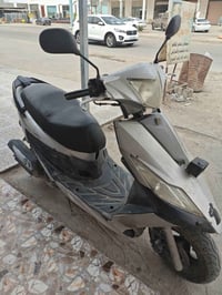 نحلة • مكينة جديدة • كهربائيات