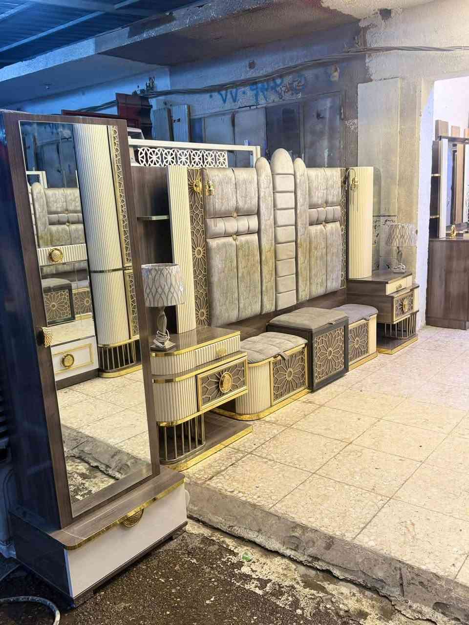 ✨ غرفة تركي 🇹🇷 اصلي صبغ حراري 9 قطع 
 نظام أبواب  موديل حديث 
سرير مخزن عملي
 ضهر بلوك
 قماش وتر بروف أصلي
✨ نظافة 90/💯
شد ونقل مجاني داخل بغداد
 توصيل للمحافظات بكروه


**إذا كنت صاحب هذا الإعلان وتريد حذفه لأي سبب، رجاءا أرسل رسالة إلى الدعم الفني**