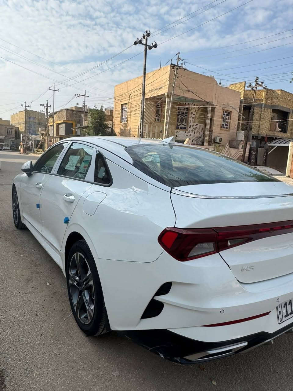 K5 2023  وكالة دوليه
خليجي السياره رقم بغداد جديد انكليزي مداور ثاني يوم 
فول سياره جديده كلش وضع شركه بعده بلزكاته شركه 
استخدم شخص واحد 
بصمة تشغيل +بصمات ابواب 
بصمة جنطه 
شاشة كبيره دواره + كامره 
حساسات امامي خلفي 
اشاير مري led 
ويل كروم 18 الكبير المرغوب 
مري شفط 
يدات نيكل اصل 
السياره فول led 
تبريد لمس 
شاشة ابل كار بلي 
تبريد قطعتين بيانو
انارة ترحيب
فتح الصندوق عند الاقتراب
 بعده بضمان شركه دوليه
وضع الشركه كلش جديده
ماشيه:21
 وضع شركه كفاله عامه
سبيره ماا نازل شركه
 بعده وضع زيرو كارتون كلش
رجاء: بس شراي يتصل

مكان السياره؛ الناصريه
للأستفسار ***********
