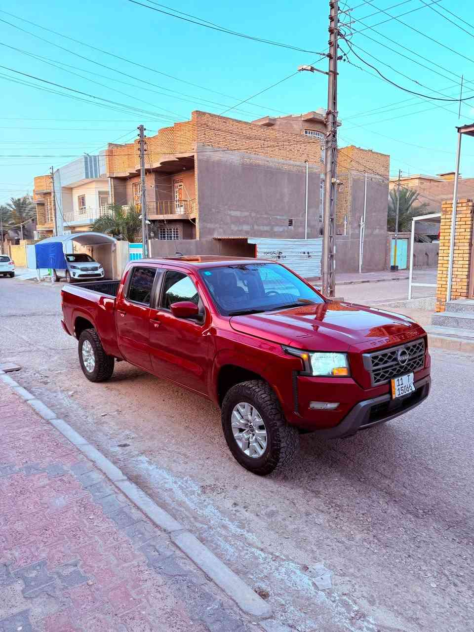 السلام عليكم نيسان فونتيرا 2022رقم بغداد بسمي تحويل ثاني يوم السياره
بدي طويل باب طويل السياره جايه بيه ترفيعه من امريكا السياره حادثه باب الوره صدر  وشويه من البدي حادثه خفيف كلش السياره احلا من الصور بهواي مواصفاته 
شاشه جبير كامره دواره حساسات خلفيه رادار امامي توقف ذاتي اوتو استوب وباقي المواصفات المعروفه السعر  200 وبيه مجال  للاستفسار اكثر اتصل وتدلل ***********
