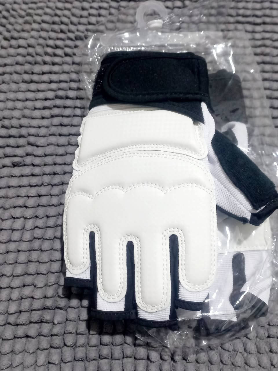 كفوف تدريب قتالية ب٥


**إذا كنت صاحب هذا الإعلان وتريد حذفه لأي سبب، رجاءا أرسل رسالة إلى الدعم الفني**