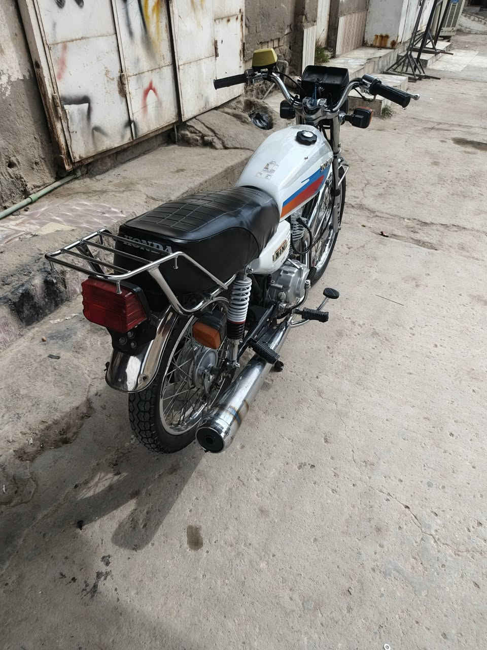 نامه للبيع مديل 22شبه أصلي أوراق اصولي مكفولة ما مفتوحه السعر 800للتصال ***********
