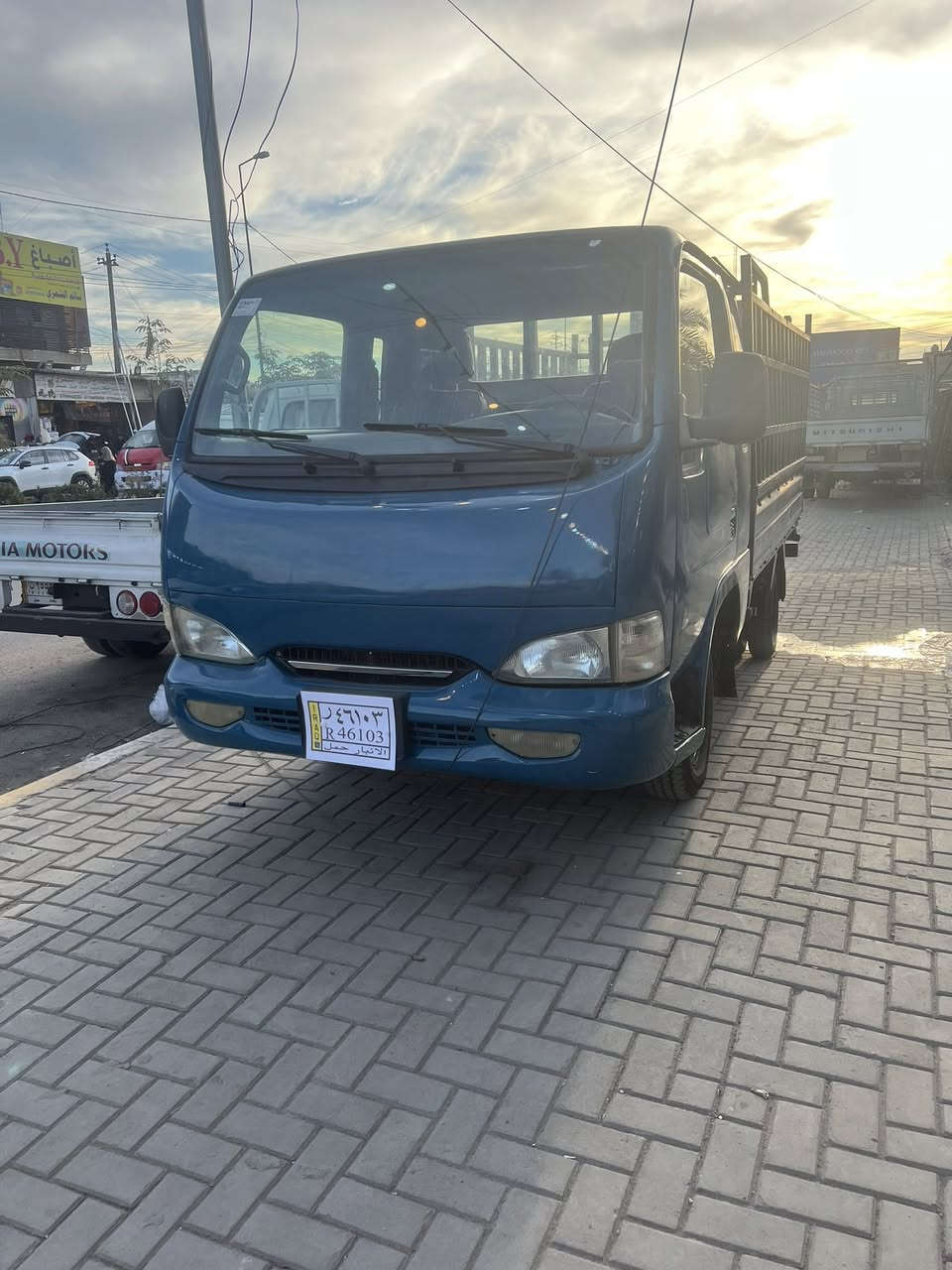 السلام عليكم كيا سامسونك موديل ٩٩ سياره جاهزه للشغل مكينه جديده وتخم تاير وحداديه ودوشمه سياره جاهزه للعمل السعر ٦٣ ورقه معامله المرور ماتدفع الف كلها مدفوعه الهاتف ***********
