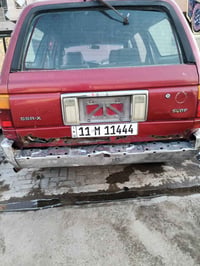سياره للبيع فيها رقم مميز السنويه باسمي والسعر خاص  07703999785