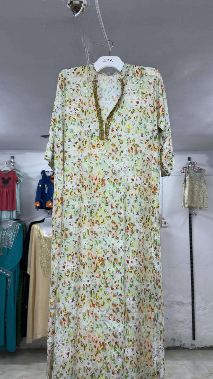 مرحبا بنات عندي ملابسس جدد مال اطفال صار بيهن تخفيض وعندي فساتين مال بنات عمر محير وعندي. باله جديد نضيف وب اسعار كلش مناسبه كل قطعه وسعرها


**إذا كنت صاحب هذا الإعلان وتريد حذفه لأي سبب، رجاءا أرسل رسالة إلى الدعم الفني**