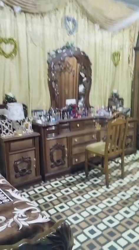 للبيع غرفه نوم زان صناعه الإمارات مع شلفه وسفنجه 900 $


**إذا كنت صاحب هذا الإعلان وتريد حذفه لأي سبب، رجاءا أرسل رسالة إلى الدعم الفني**