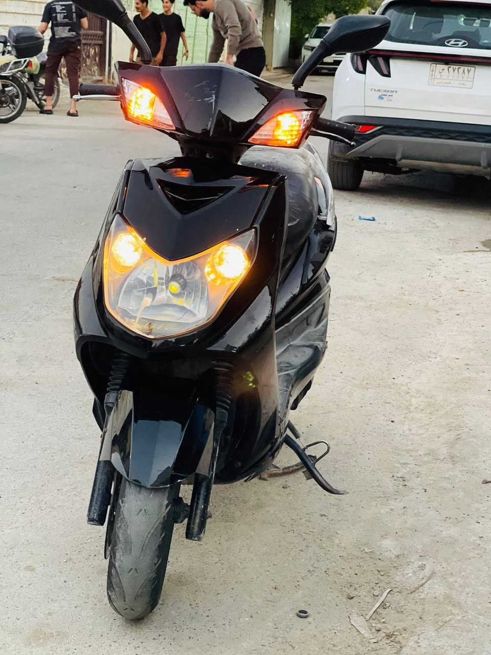 دراجه سكنس فحل نوزل خطين دراجه خير من الله ونضيفه بس اكلجاتهة يرادلهن ادامه وماصارلهة هواي عندي ولا موكفتني بشارع تجي تفحص وتتخل راسك يله تاخذهة سعر 650وبيهة مجال 
مكاني بغداد شعله ***********واتساب بس
