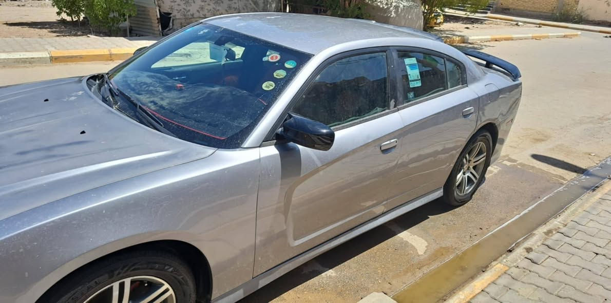 السلام عليكم
جارجر ١٤ بااسمي رقم بصره تحويل نفس اليوم جوملغ وبنيد تبديل وجوملغ خلفي بس صبغ ابيعك حزام والفيديو كدامك حتى مااتفشل وياك كير مكينه حداديه نضيف تخم تاير باتري  جدد مكان السياره السماوه الرميثه ***********
