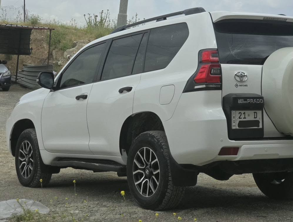 ***********
***********
پرادۆ گاز 2018 
119 هەزار ڕۆشتووە 
بێ بۆیاخ و بێ تەعدیل و بێ سارد 
مەکینە گاز ئینجیکتەر و تۆربۆ 
گێڕ عادی
ناو قەیسی
ڕەقەم سلێمانی بەناوی خۆمەوەیە تا 2030
گێڕ و مەکینە و ئەکسل و هەمووی بەشەرت
سعری 310 و معامەلە 
لە سلێمانیم 

برادو كاز 2018
119 الف كم ماشي
بدون صبوغ و بدون تعديل و بدون بارد
محرك انجكتر و توربو 
كير عادي
داخل مشمشي
رقم السليمانية باسمي لغاية 2030
كير و محرك و أكسل كلش بشرط
سعر 310 و بيها مجال
بالسليمانية السليمانية, العراق
