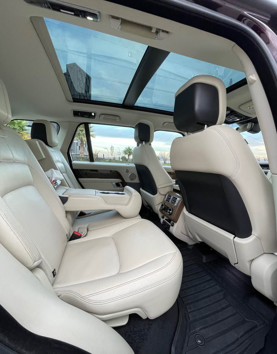 ‏‎سلام عليكم 
ماشاءالله انظف و ارخص رانج روفر 💯
‏‎رانج روفر فوغ (لون عنابي المميز) 
‏2019 HSE (خـليـجـي)
ماشية فقط 50 الف بشرط فحص كومبيوتر جديد ❄️
وكالة شركة سردار  
محرك 6 سلندر سوبر تشارج 
‏‎  🔴 سونر موجوده بالمنشور بدون قطرة صبغ بدون تعديل مكفوله كفالة عامة حتى الدعاميات بشرط 
‏‎ ماشاءالله نضيف جدا … 
بسعر كلش مناسب
‏‎فول مواصفات  
أبواب و صندوق و دوسة شفط 
تحكم السيارة بالجهاز (ريموت كنترول ) 
كل كشنات تبريد، تكيف و كهربائي 
‏‎بصمتين 
‏‎ضمان دولي 
‏💯‎محرك كير كهربائيات بشرط 
‏‎ السياره جديده كلش سيرفسات كامله
‏‎كلشي عل بلاد جديد 
‏‎فحص و هزه و رقم سنوية كلشي جديد 
‏‎باسمي بشرط تحويل وغرامـة
‏‎سيارة مابيـها دينار مصرف كامل من كل نواحي
‏‎ سعر 460 ورقة 
‏‎السياره موجوده بمحافظة دهوك 
‏‎للتواصل(خط و واتساب مفتوح )
***********
*********** دهوك, العراق
