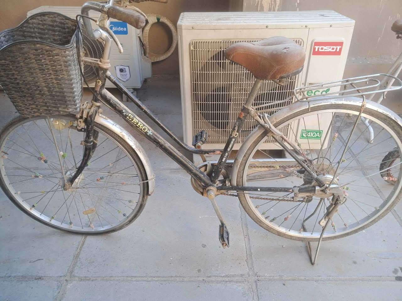 للبيع بغداد مدينة الصدر ***********
