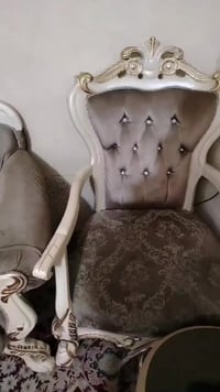 تخم تركي كبير الحجم للبيع وطباخ للبيع العنوان البنوك 07704516690