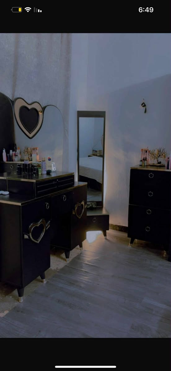 للبيع ب800الغرفه 7 قطع نضيفة كلش العنوان بغداد الشعب


**إذا كنت صاحب هذا الإعلان وتريد حذفه لأي سبب، رجاءا أرسل رسالة إلى الدعم الفني**